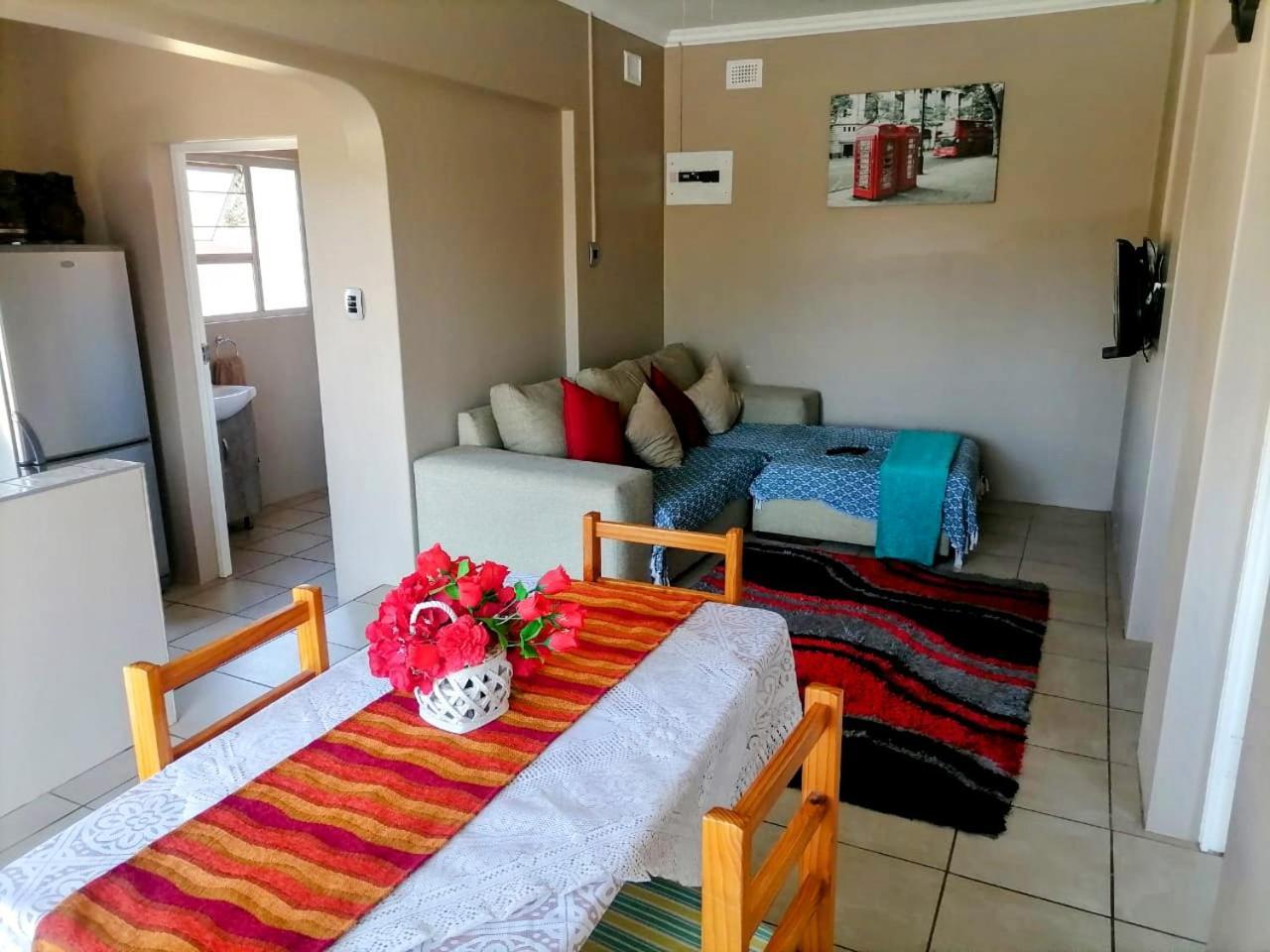 Poolside Guest House Port Shepstone Exteriör bild